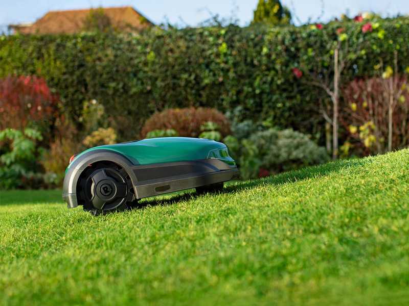 Robomow RK 1000 Robot Lawn Mower - with Lithium-ion Battery