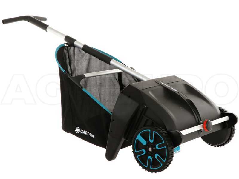Mechanical leaf sales and lawn collector