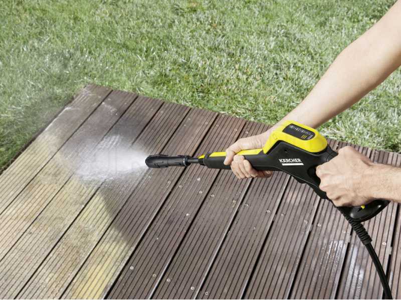 Karcher K4 Power Control Home Cold Water Pressure Washer, 420 L/h - 130 bar