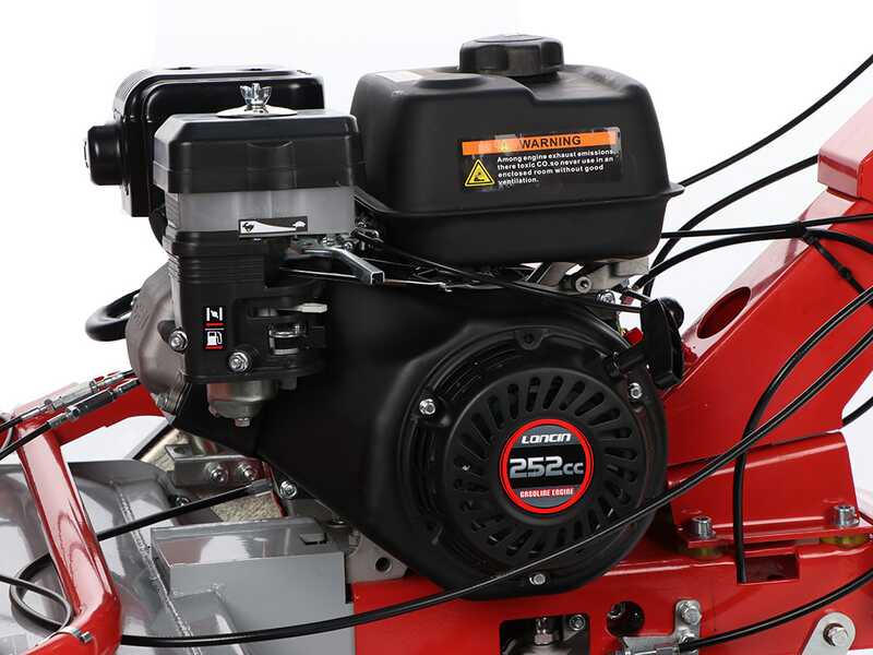 GeoTech-Pro GFM 600 L - Professional Hammer Rough Cut Mower - Loncin 250cc