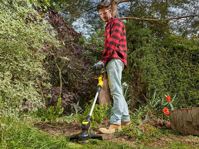 Battery operated garden strimmers hotsell