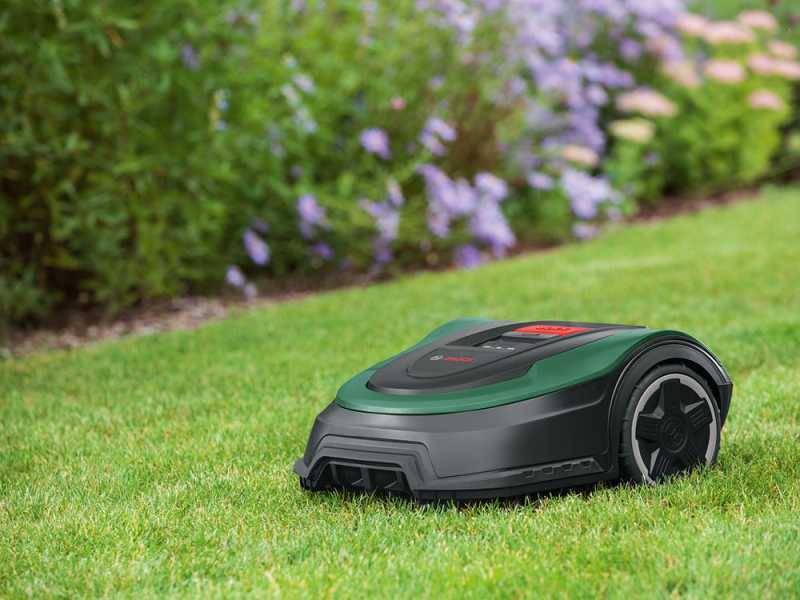 Bosch Indego M 700 Robot Lawn Mower 18 V Lithium battery , best deal