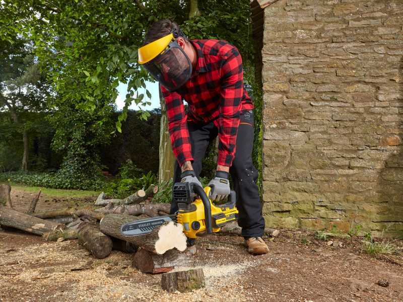 Stanley shop battery chainsaw