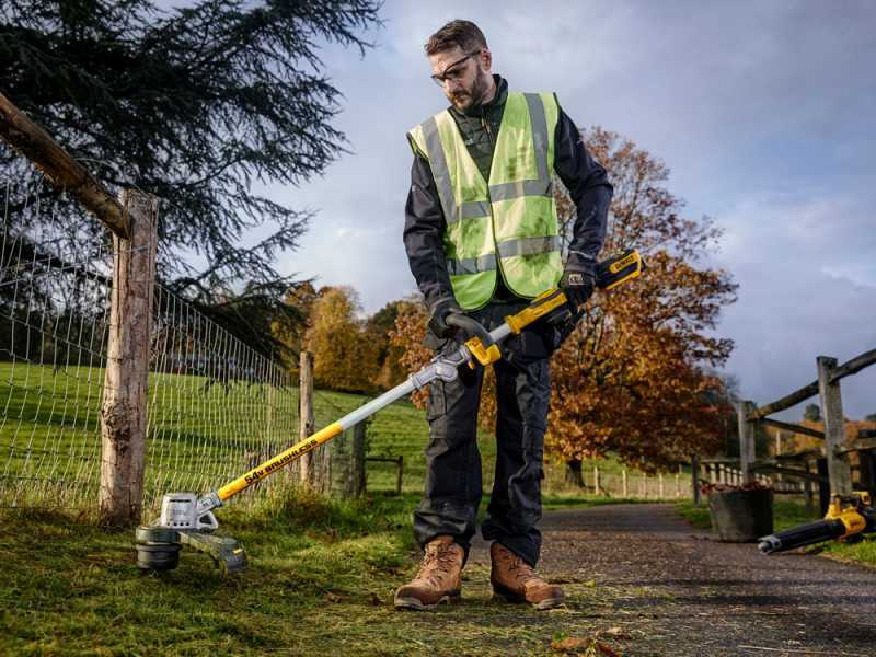 Dewalt trimmer deals