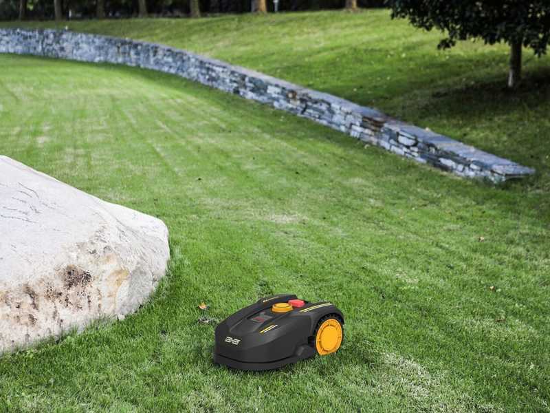 Landxcape LX790 Robot Lawn Mower with Perimeter Wire