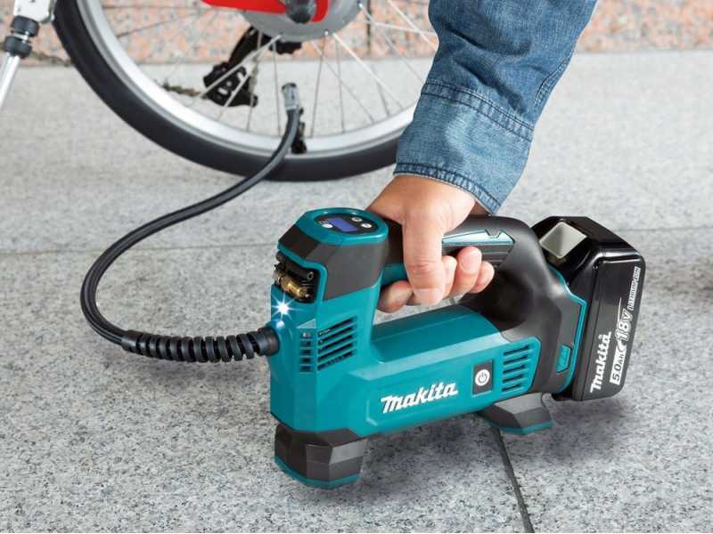 Makita DMP180 Battery powered Air Compressor 18V