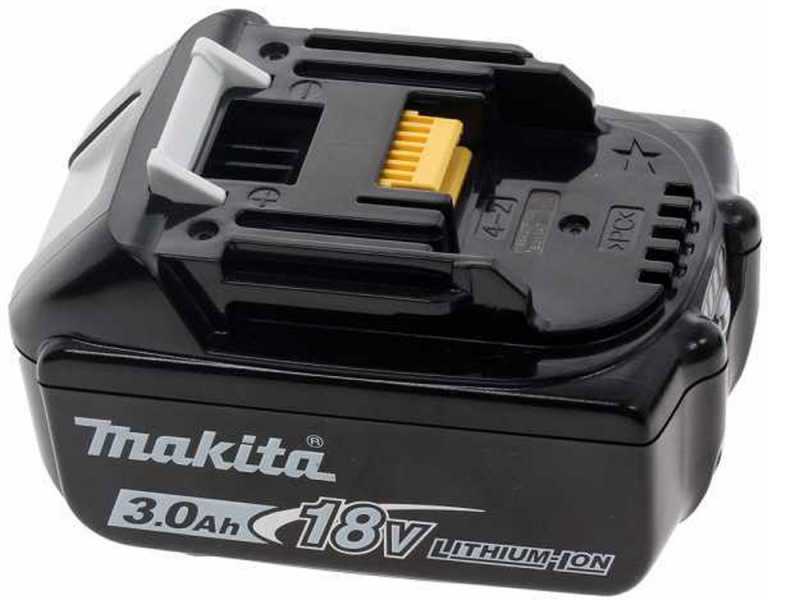 Makita DUX60Z 36V Multi-tool Battery-powered Pruner on 108 cm Extension Pole - 2x18 V 5Ah Batteries