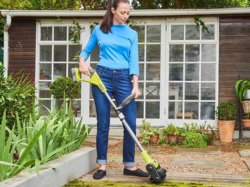 RYOBI Batterypowered Patio Cleaner 18V 4Ah , best deal on AgriEuro