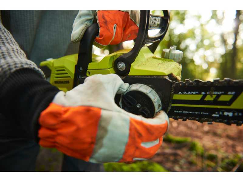 Ryobi BRUSHLESS RY36CSX35A-0 - Max Power 36V Electric Chainsaw - 35cm Blade - WITHOUT BATTERY AND CHARGER 