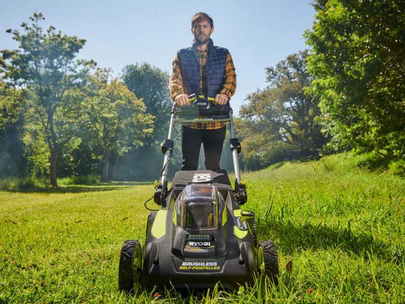 Ryobi RY36LMX51A-160 - Self-propelled battery lawnmower - MAX POWER 36V/6Ah - Cutting 51 cm