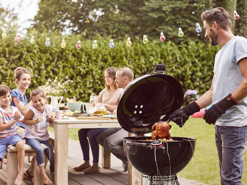 Barbecue Weber Master Touch Premium SE E-5775 BLK en Promotion