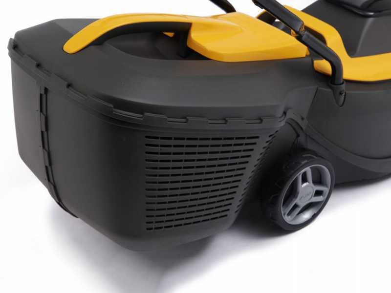 Stiga Collector 132 AE Kit - Battery lawnmower - 20V/4.0Ah - Cut 30 cm