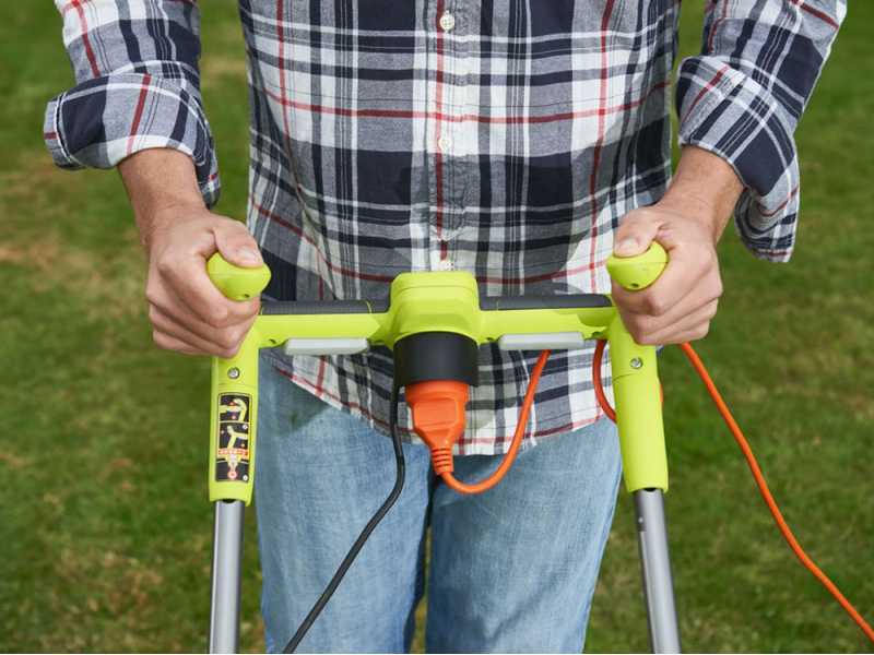 Ryobi RLM18E40H - Electric lawnmower - 1800 W - Cut 40 cm