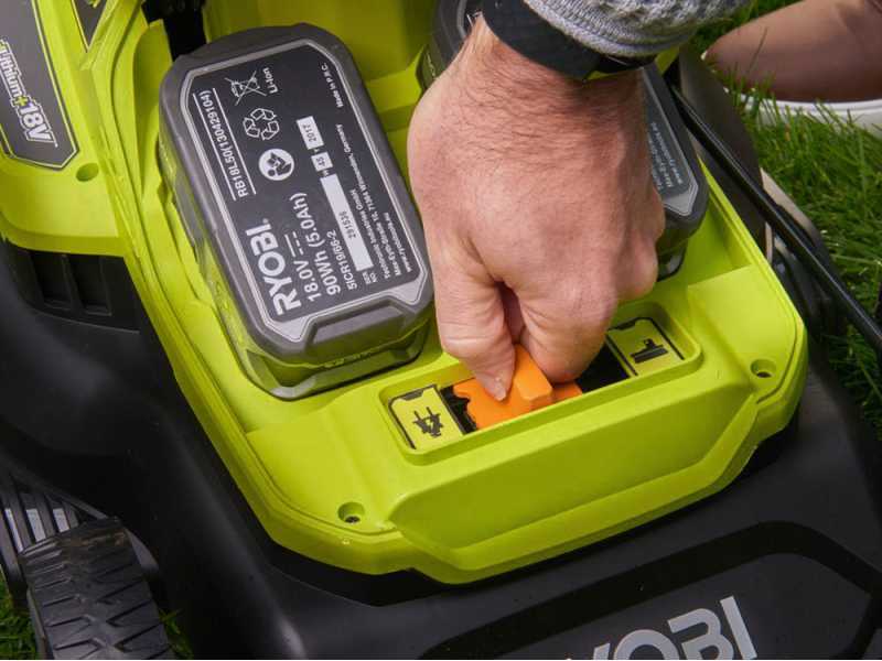 RYOBI Battery Lawnmower 36V 2.5Ah x2 best deal on AgriEuro