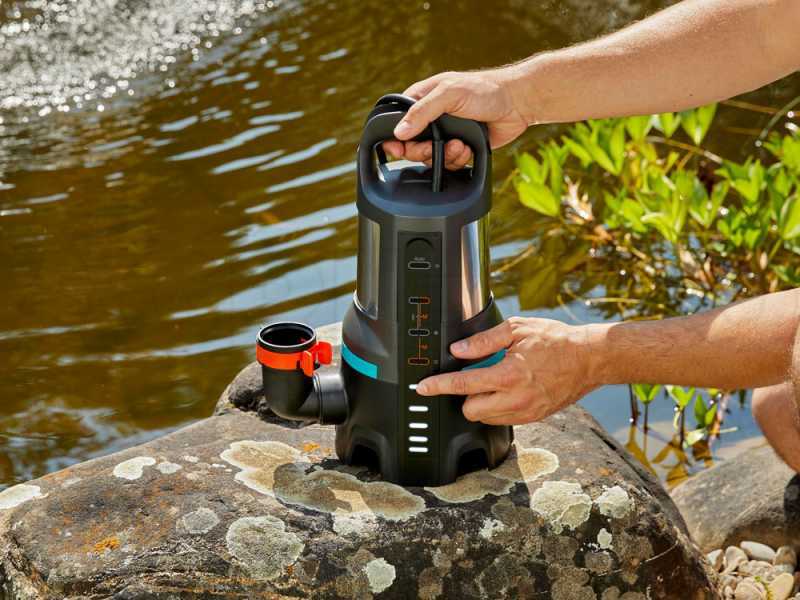 Gardena 20000 Aquasensor 9044-20 Submersible Water Pump for dirty water