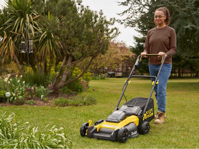 Stanley riding best sale lawn mower