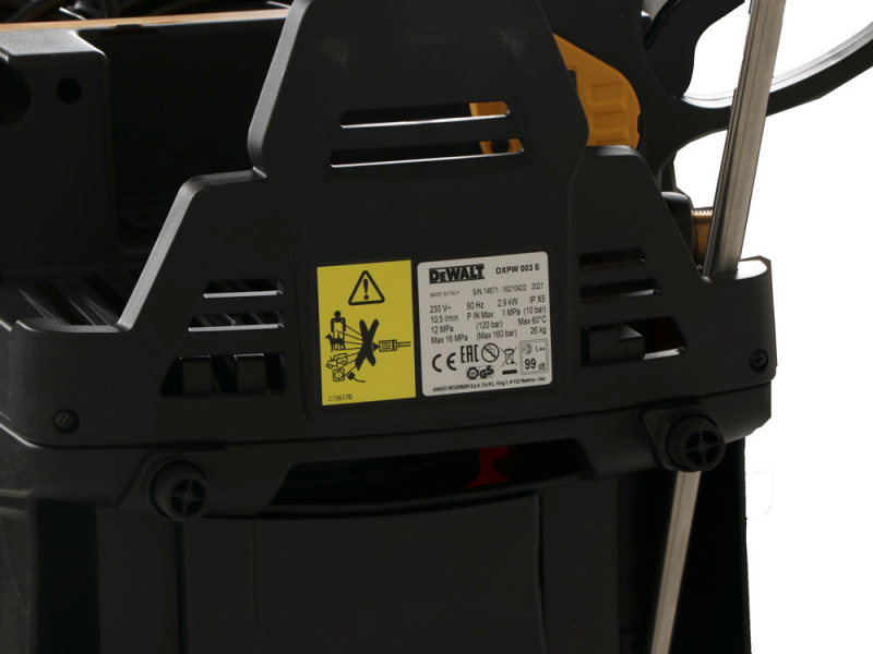 DeWalt DXPW 003E - Professional cold pressure washer - 120 bar - 630 l/h