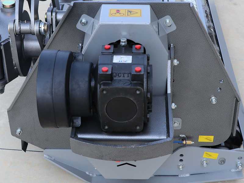 BlackStone BVH 180 H - Tractor-mounted side verge flail mower with Arm - Heavy Series