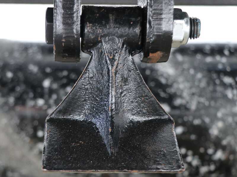 BlackStone BVH 200 H - Tractor-mounted side verge flail mower with Arm - Heavy Series