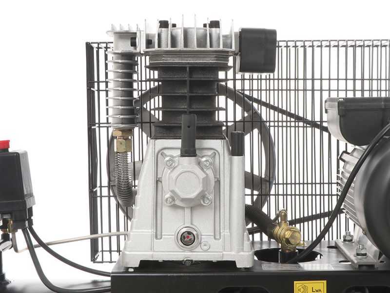 BlackStone B-LBC 100-30 - Electric Belt-driven Air Compressor - 3 Hp Motor - 100 L