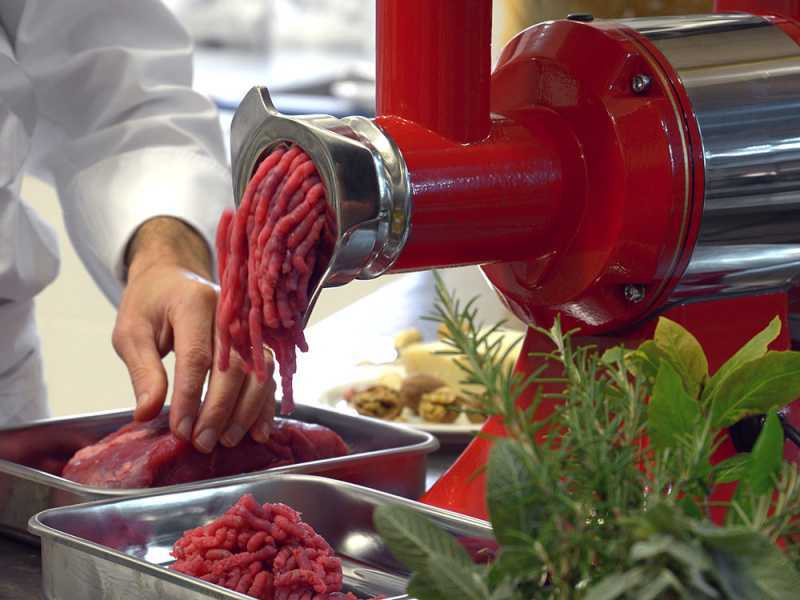 Fama TS12R Retro - Electric meat grinder - Stainless steel grinding unit - 230V