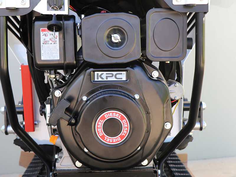 Seven Italy TH500C KM178-E Tracked Diesel Power Barrow - Hydraulic Dumper with Bucket 500 Kg