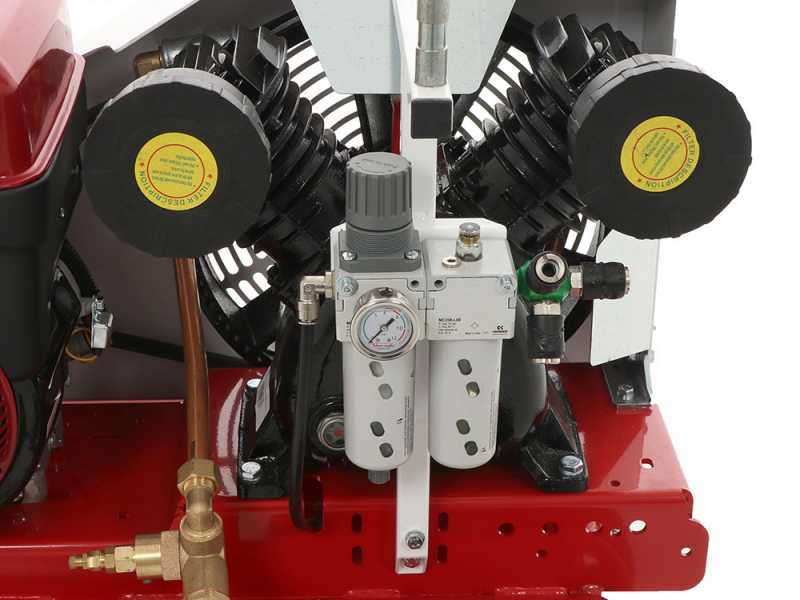 Texas 900 Petrol Engine-driven Air Compressor - Sbaraglia SC420 Engine - 14 HP