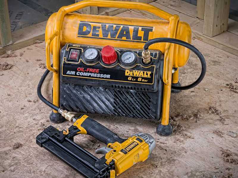 DEWALT DPC6MRC-QS - Compact Portable Electric Air Compressor - 1.5 HP Motor 