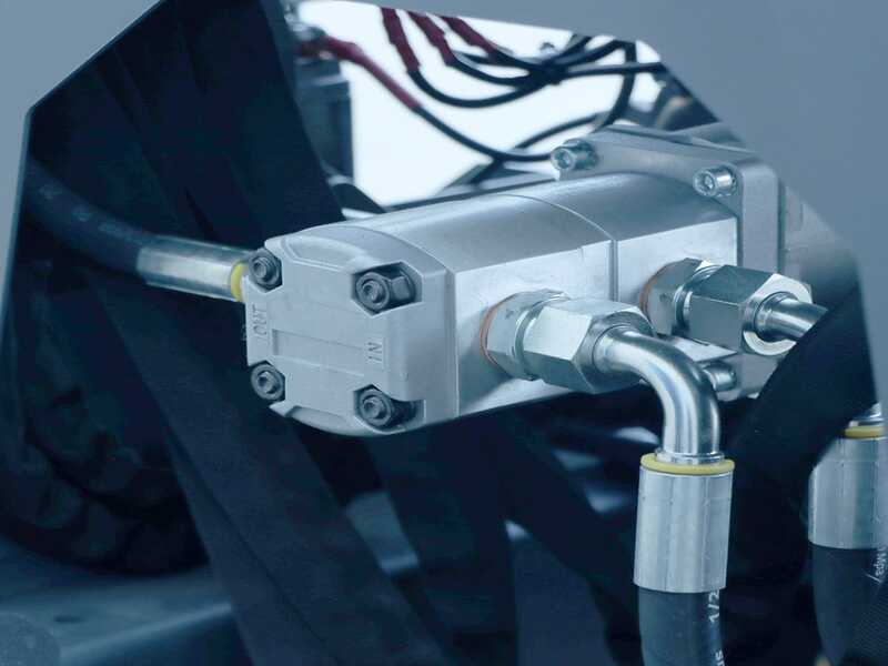 EuroMech EM500L-Dump &amp; Shovel Tracked Power Barrow - Hydraulic dumper with bucket 500 Kg