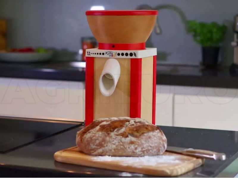 Komo KoMoMio Red - Beechwood Flour Stone Mill - 360W