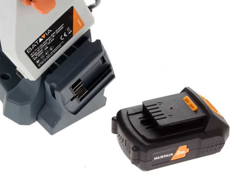 Batavia Ash Vacuum Cleaner with Drum - 12 L Drum Capacity - 18V/ 2.0 Ah Lithium-ion Battery