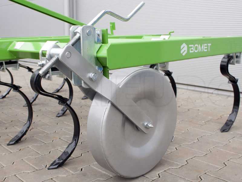 Bomet Dorado Spring Tine Cultivator - 14 Tines - 210 cm Working Width