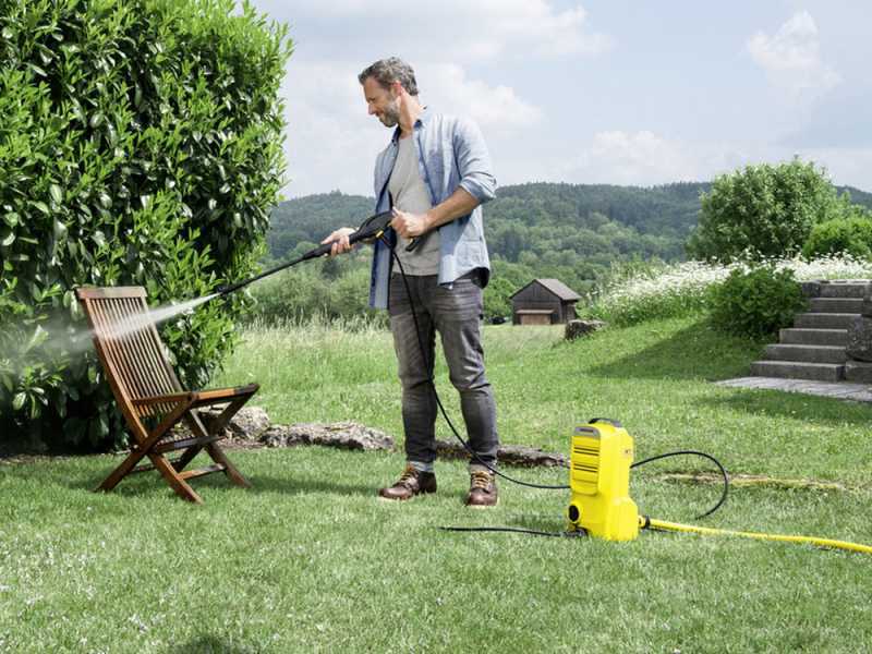 Karcher K2 Compact Home Cold Water Pressure Washer