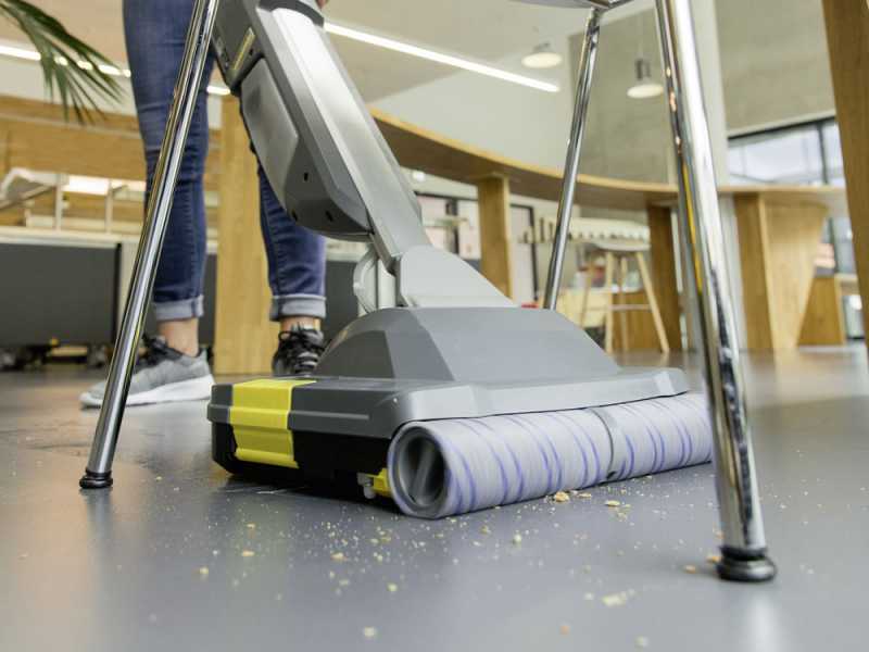 Karcher BR 30/1 C Bp - Battery-operated 3-in-1 floor washer: washes, dries, vacuums - WITHOUT BATTERY AND CHARGER