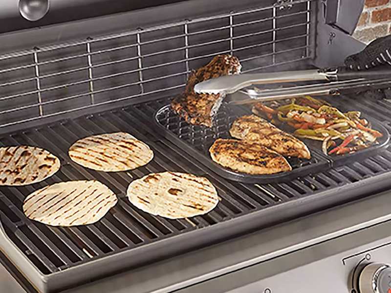Weber Crafted Gourmet BBQ System Grid and Griddle Station Accessory