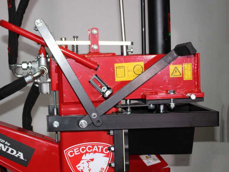 Ceccato BULL SPL13H - Petrol Log Splitter - Vertical