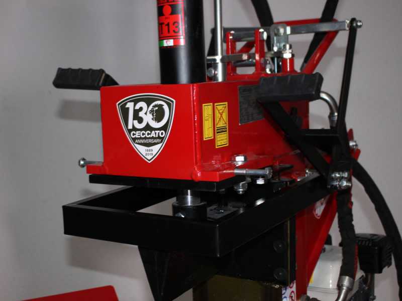 Ceccato BULL SPL13H - Petrol Log Splitter - Vertical