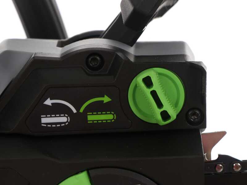 PROMO EGO CS1610E 56V - Battery-powered Chainsaw - 40 cm Blade - WITHOUT BATTERY AND CHARGER