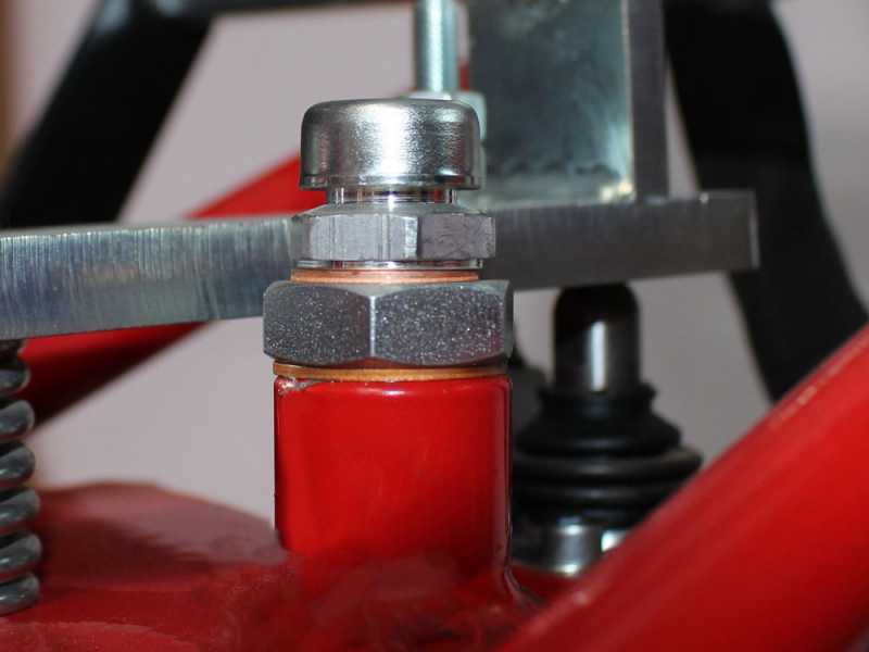 Ceccato BULL SPL16H - Petrol Log Splitter - Vertical