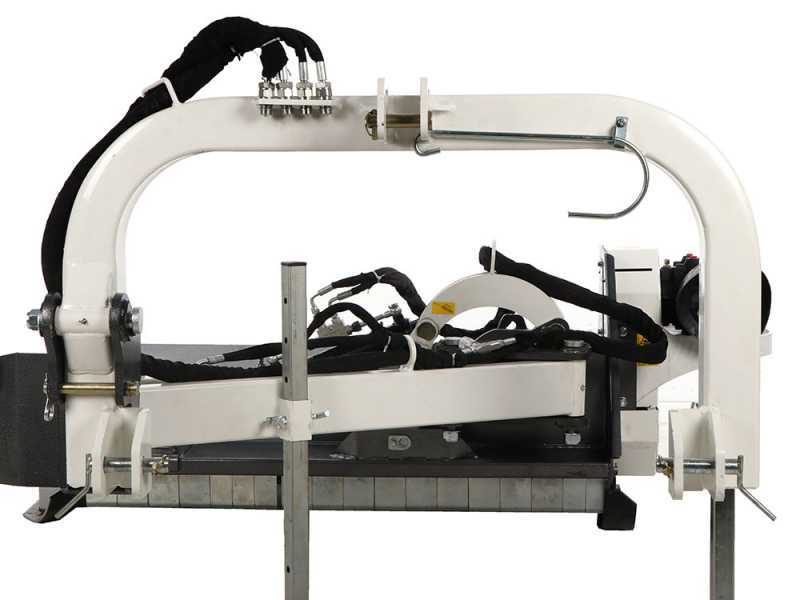 BlackStone BP-LA 150 Hydro - Tractor-mounted side verge flail mower with Arm - Medium-Heavy Series