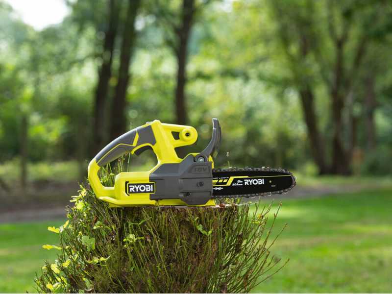 Ryobi chainsaw 2025 ocs1830