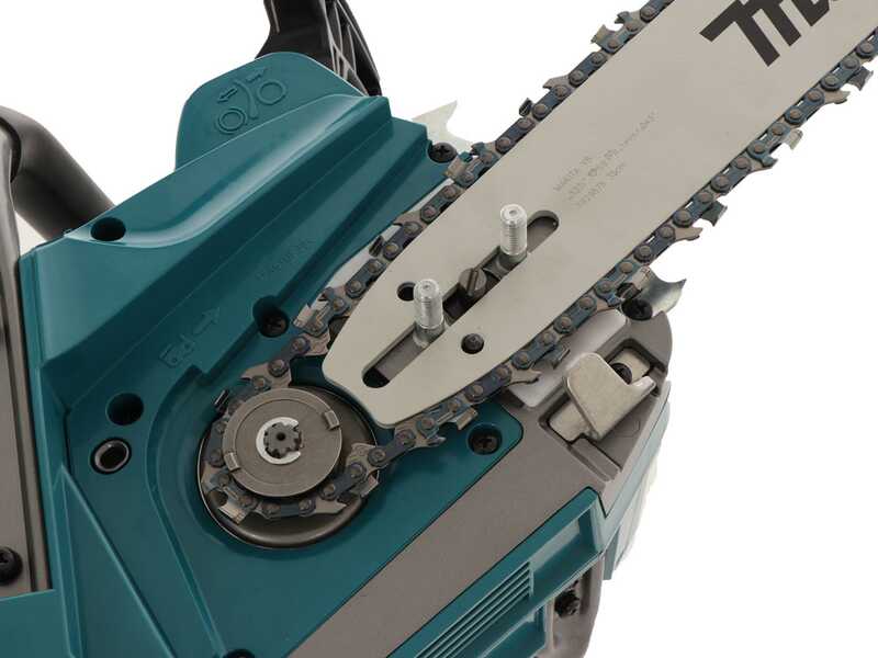 Makita UC012GZ Battery-powered Electric Chainsaw - 40 cm bar - WITHOUT BATTERY AND CHARGER