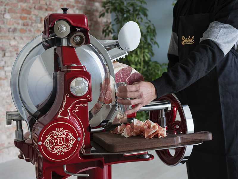 BERKEL B114 - Flywheel Meat Slicer - 320 mm Chrome-plated Steel Blade - Red