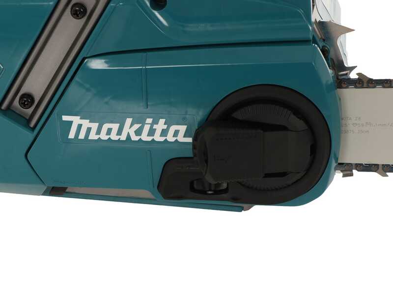 Makita UC016G - 40V 4Ah Battery-powered Electric Chainsaw - 40 cm Blade