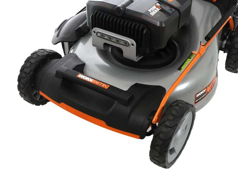 WORX NITRO WG761E Self-propelled Battery-powered Lawn Mower - 80 V / 4Ah - 51 cm Cutting Width