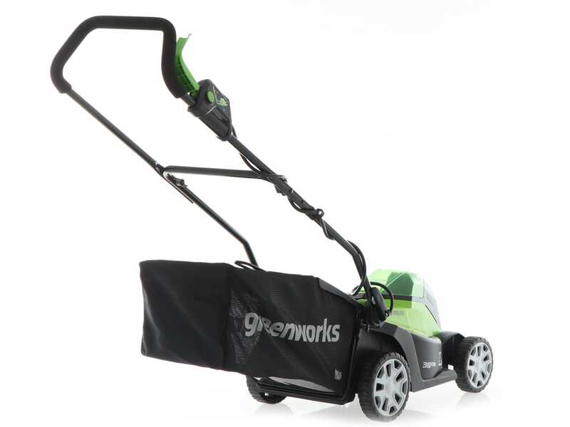Greenworks mulching sales plug