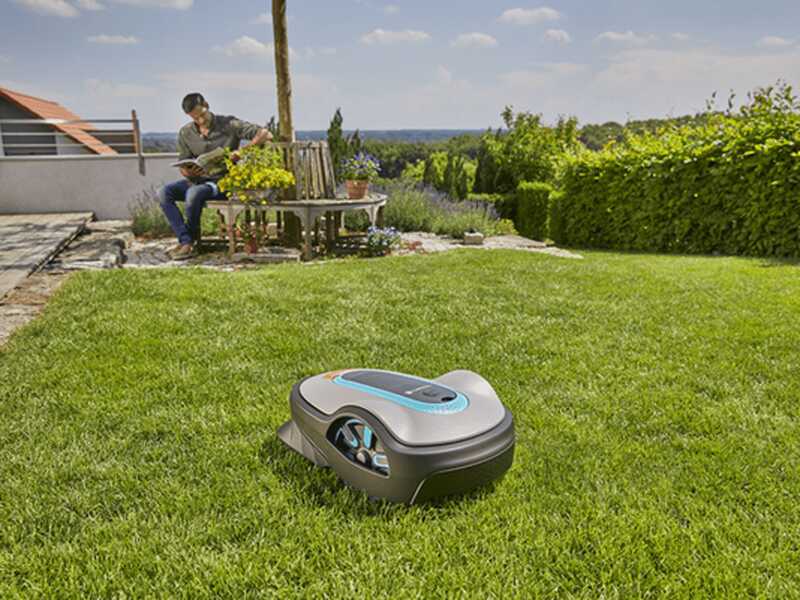 Gardena SILENO life 1000 set Smart Robot Lawn Mower - Management via Gardena Smart App - 1000 s.q. m. Recommended Cutting Area