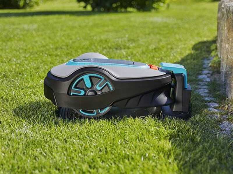 Gardena SILENO life 1000 set Smart Robot Lawn Mower - Management via Gardena Smart App - 1000 s.q. m. Recommended Cutting Area