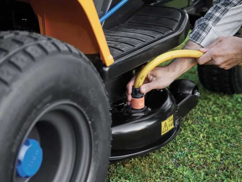 Stiga Estate 384e cordless lawn tractor - Collection box - Power 48V/30Ah