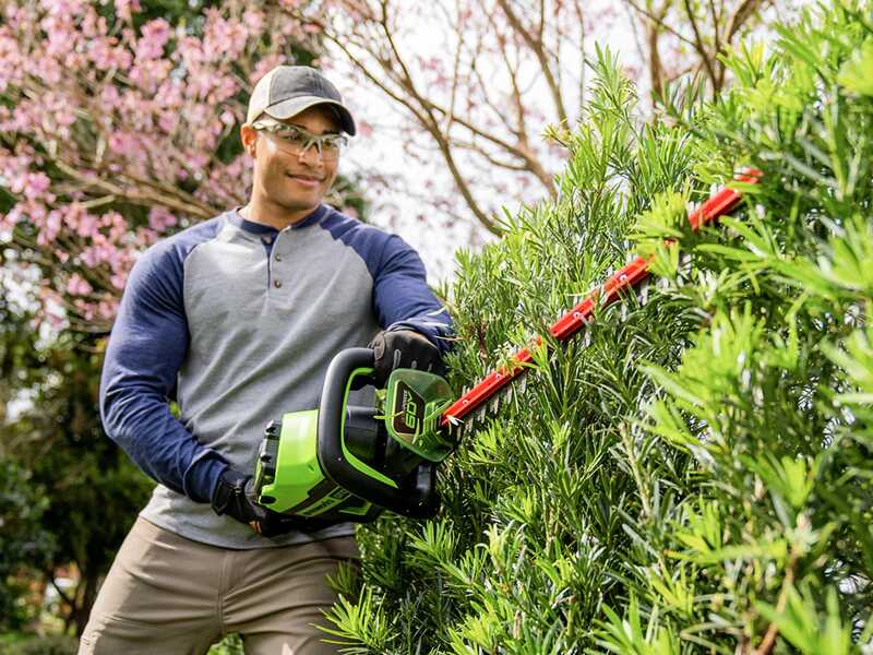 Greenworks GD60HT66 60 V Battery-powered Electric Hedge Trimmer - 66 cm Blade - WITHOUT BATTERY AND BATTERY CHARGER